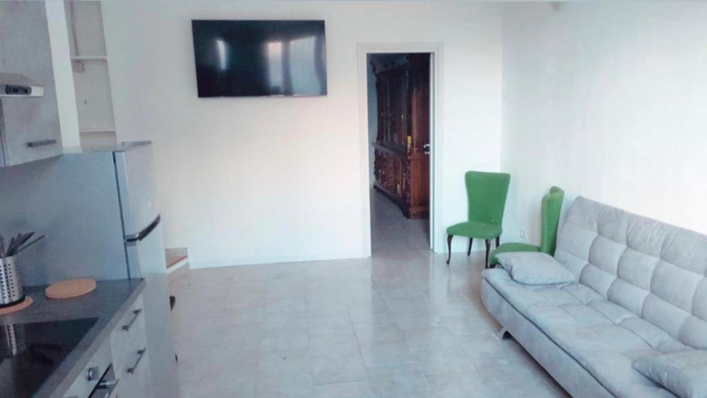 Milan New Apartment Near To De Metro المظهر الخارجي الصورة